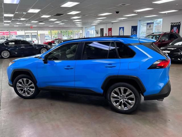 2019 Toyota RAV4 XLE Premium