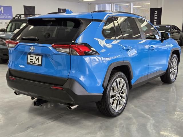 2019 Toyota RAV4 XLE Premium