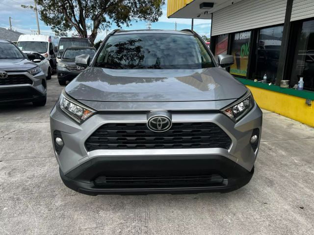 2019 Toyota RAV4 XLE