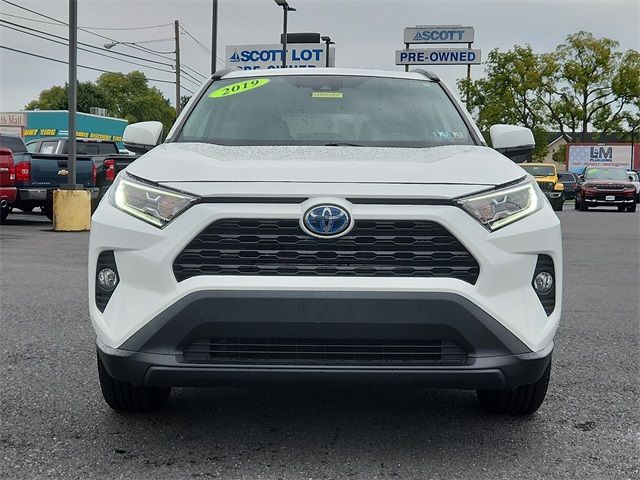 2019 Toyota RAV4 Hybrid XLE