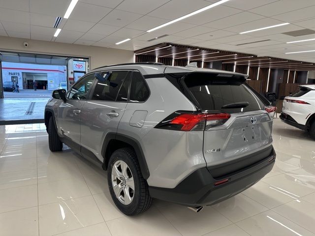 2019 Toyota RAV4 Hybrid XLE