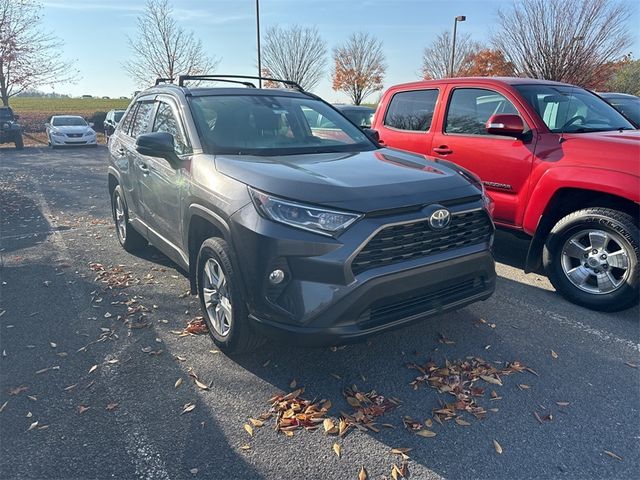 2019 Toyota RAV4 Hybrid XLE