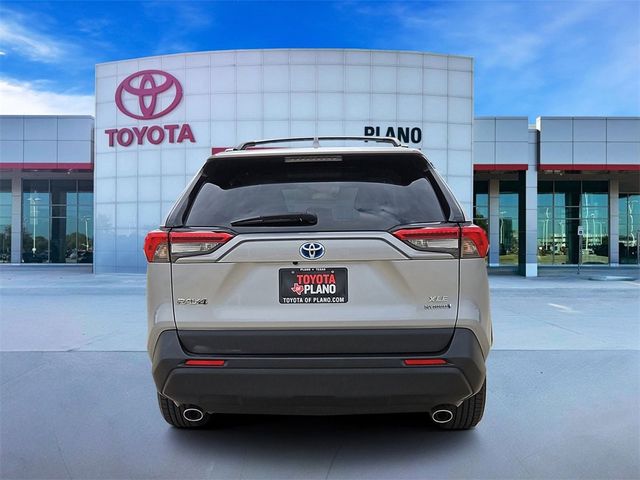 2019 Toyota RAV4 Hybrid XLE