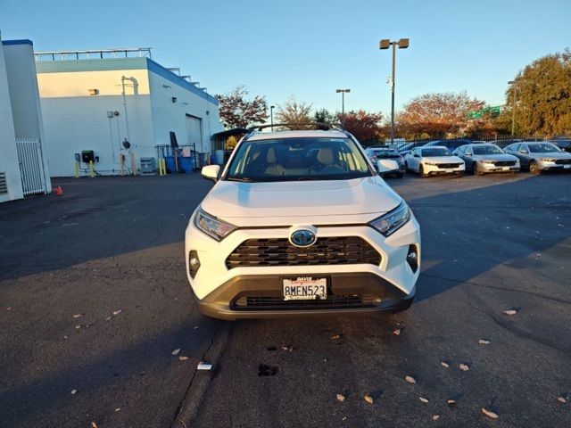 2019 Toyota RAV4 Hybrid XLE