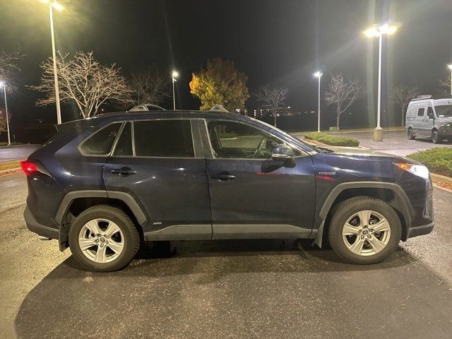 2019 Toyota RAV4 Hybrid XLE