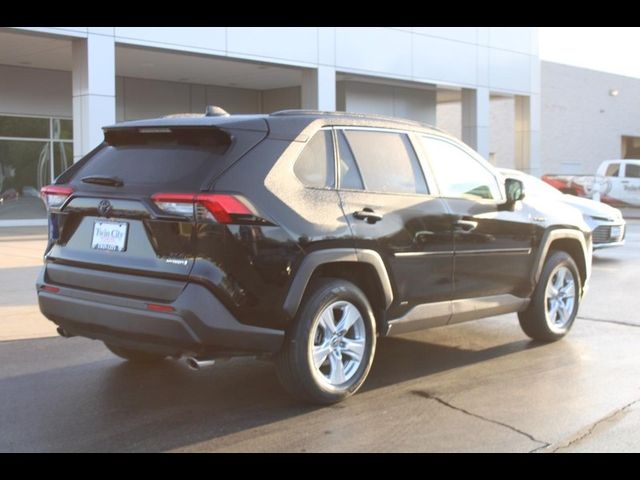 2019 Toyota RAV4 Hybrid XLE