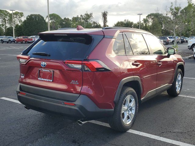 2019 Toyota RAV4 Hybrid XLE