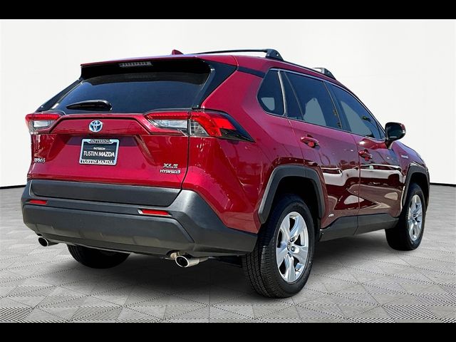 2019 Toyota RAV4 Hybrid XLE