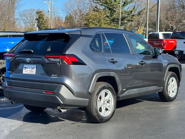 2019 Toyota RAV4 Hybrid XLE