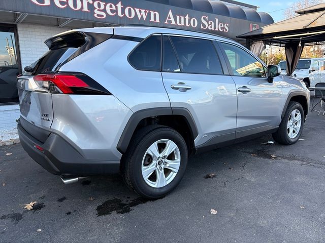 2019 Toyota RAV4 Hybrid XLE