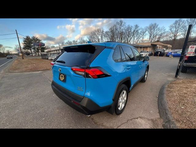 2019 Toyota RAV4 Hybrid XLE