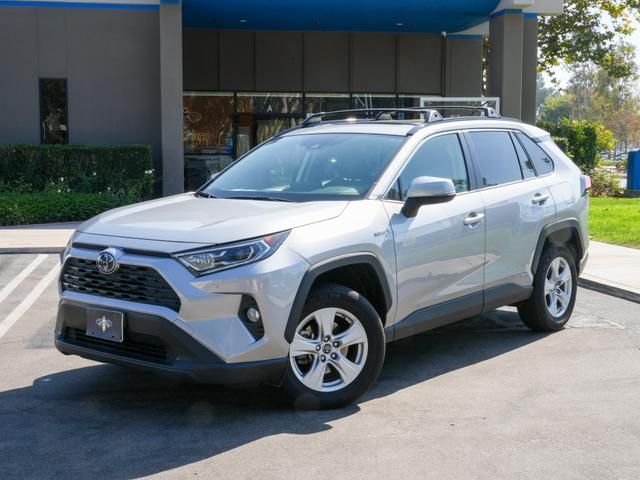 2019 Toyota RAV4 Hybrid XLE