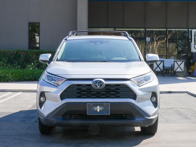 2019 Toyota RAV4 Hybrid XLE