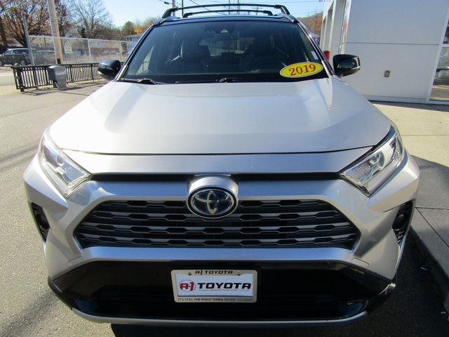 2019 Toyota RAV4 Hybrid XSE