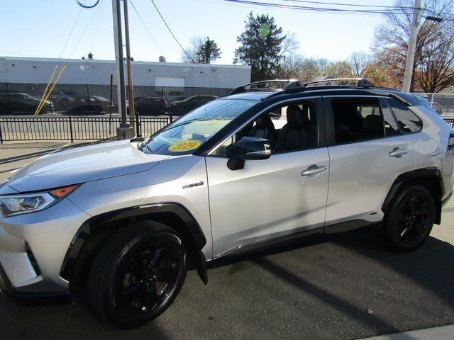 2019 Toyota RAV4 Hybrid XSE