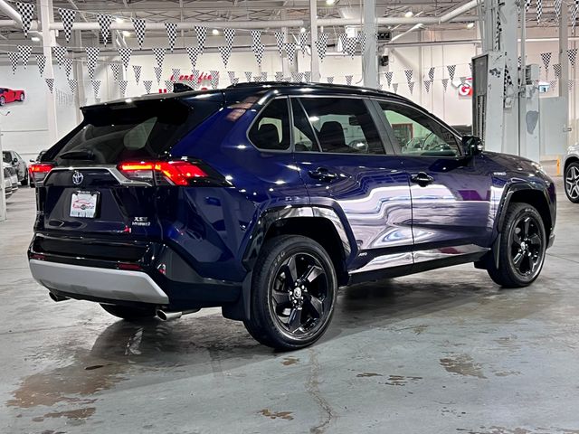 2019 Toyota RAV4 Hybrid XSE