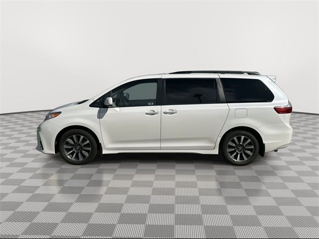 2019 Toyota Sienna XLE Premium