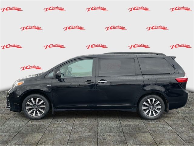 2019 Toyota Sienna XLE