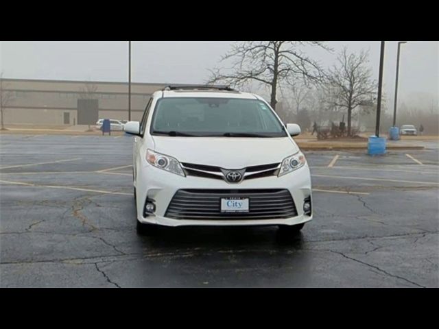 2019 Toyota Sienna XLE Premium