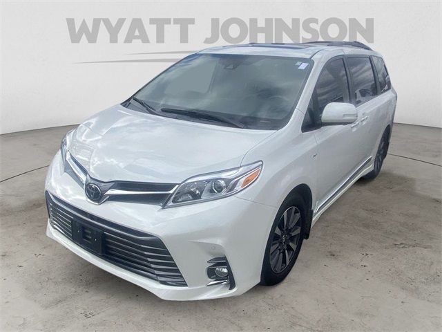 2019 Toyota Sienna Limited Premium