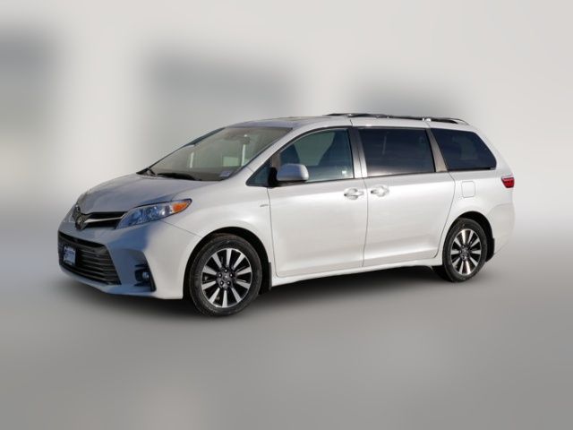 2019 Toyota Sienna XLE