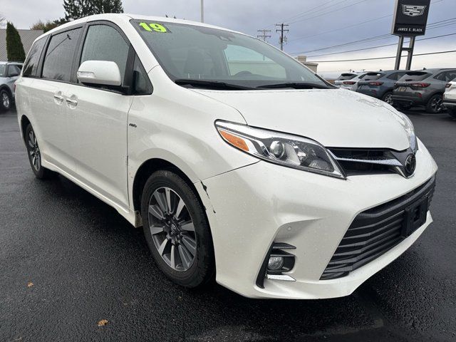 2019 Toyota Sienna Limited