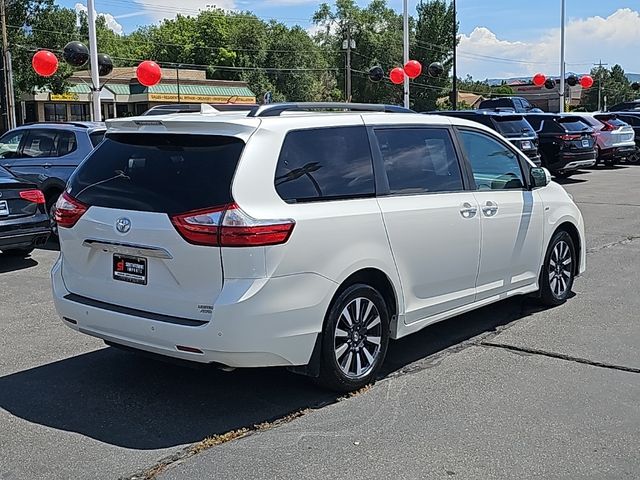 2019 Toyota Sienna Limited Premium