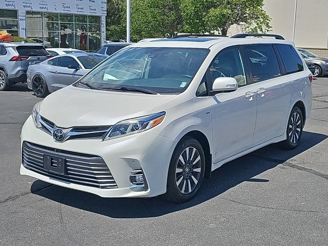 2019 Toyota Sienna Limited Premium