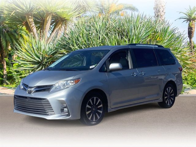 2019 Toyota Sienna 