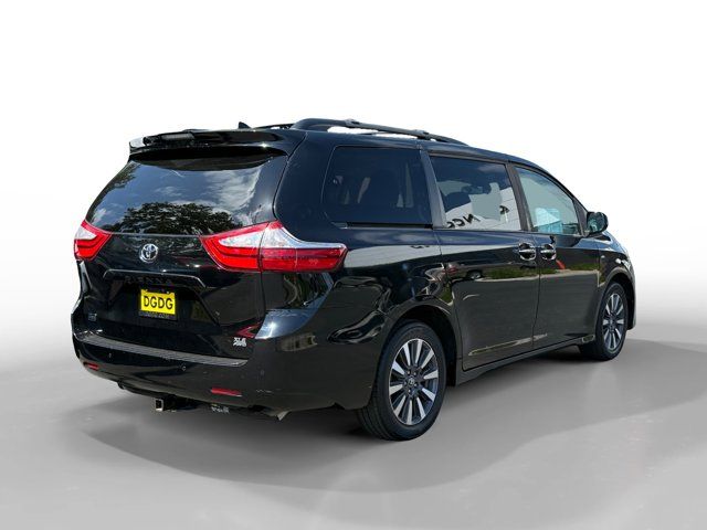 2019 Toyota Sienna 