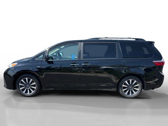 2019 Toyota Sienna 