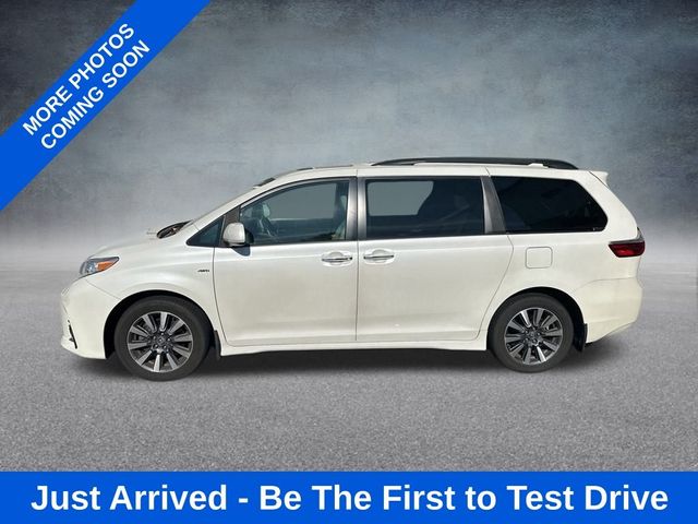 2019 Toyota Sienna XLE Premium