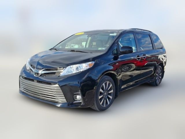 2019 Toyota Sienna XLE