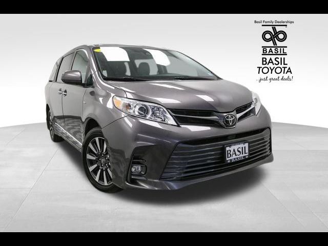 2019 Toyota Sienna XLE