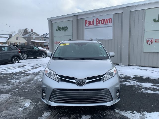 2019 Toyota Sienna XLE