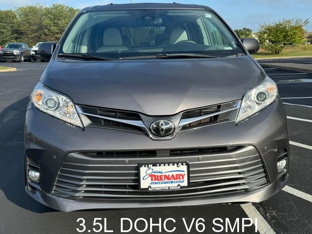 2019 Toyota Sienna XLE