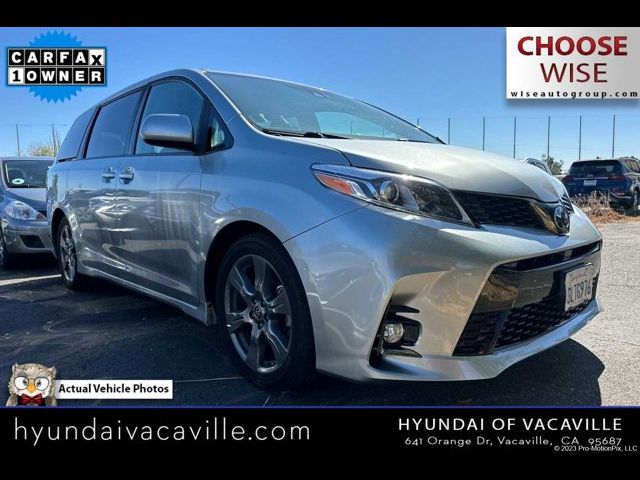 2019 Toyota Sienna 