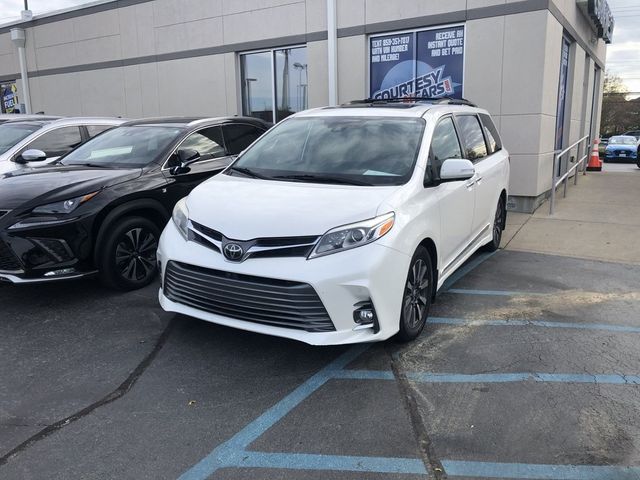 2019 Toyota Sienna 