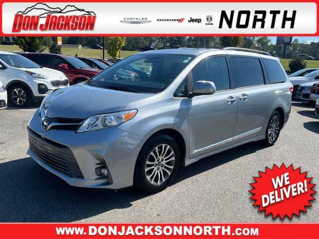 2019 Toyota Sienna 