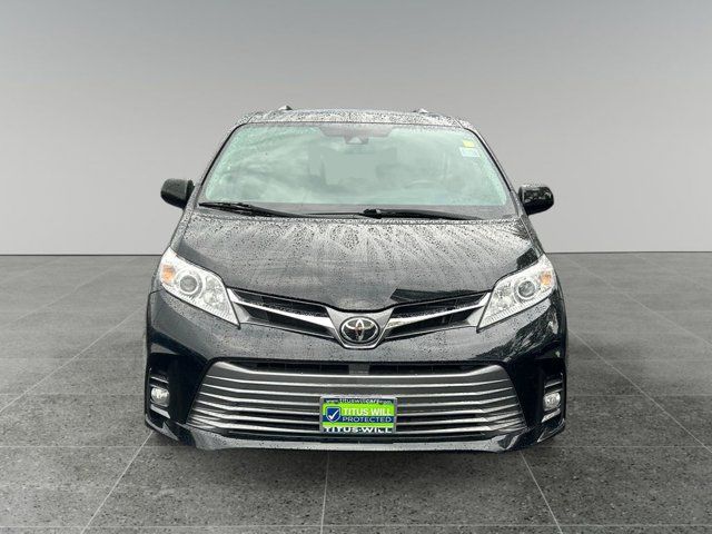 2019 Toyota Sienna 