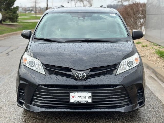 2019 Toyota Sienna L