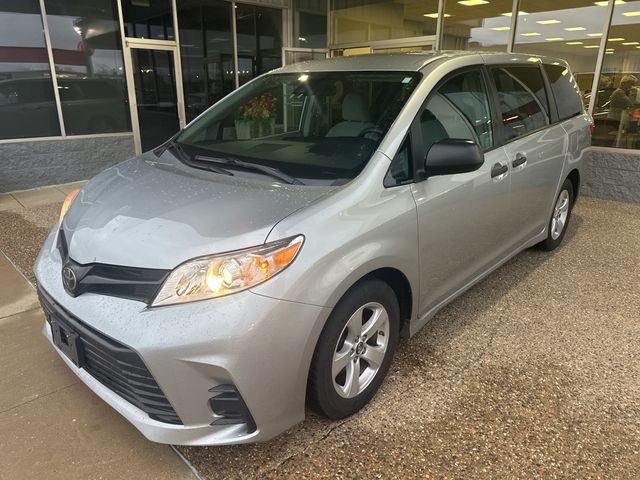 2019 Toyota Sienna L