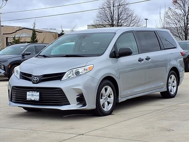 2019 Toyota Sienna L