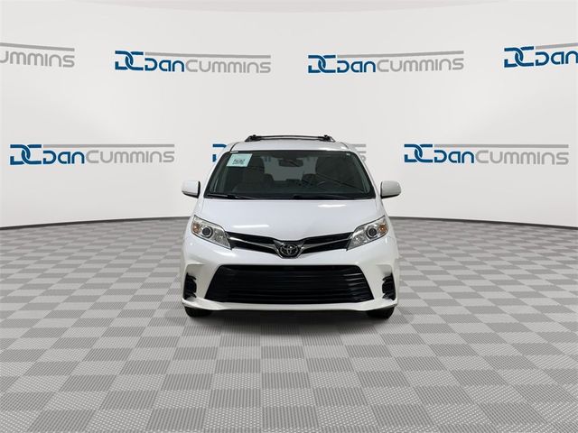 2019 Toyota Sienna 