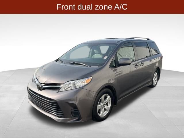 2019 Toyota Sienna 