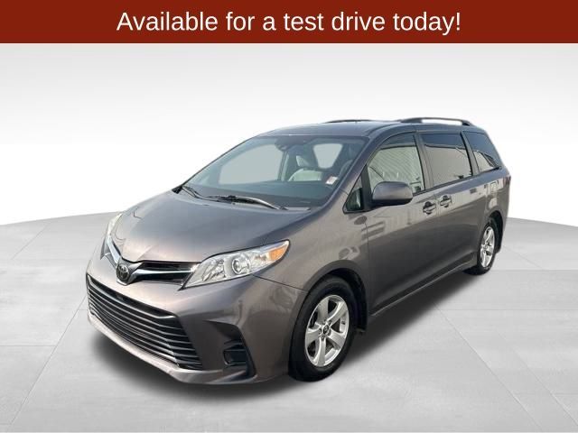 2019 Toyota Sienna 