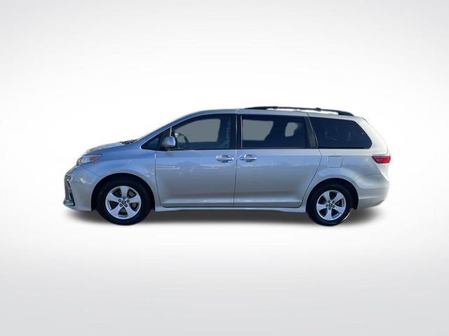 2019 Toyota Sienna 