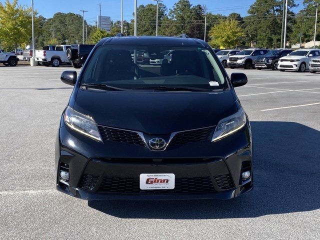 2019 Toyota Sienna 