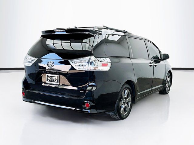 2019 Toyota Sienna 