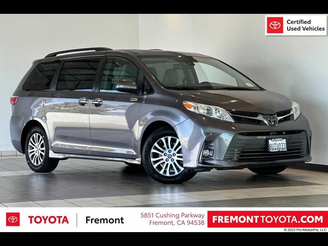 2019 Toyota Sienna 